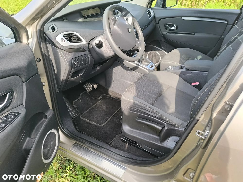 Renault Scenic 1.5 dCi Tech Run EDC - 23