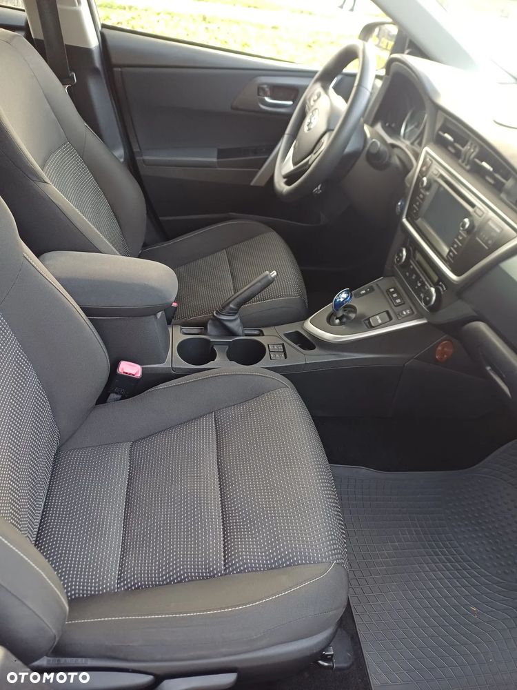 Toyota Auris 1.8 HSD Luna - 9
