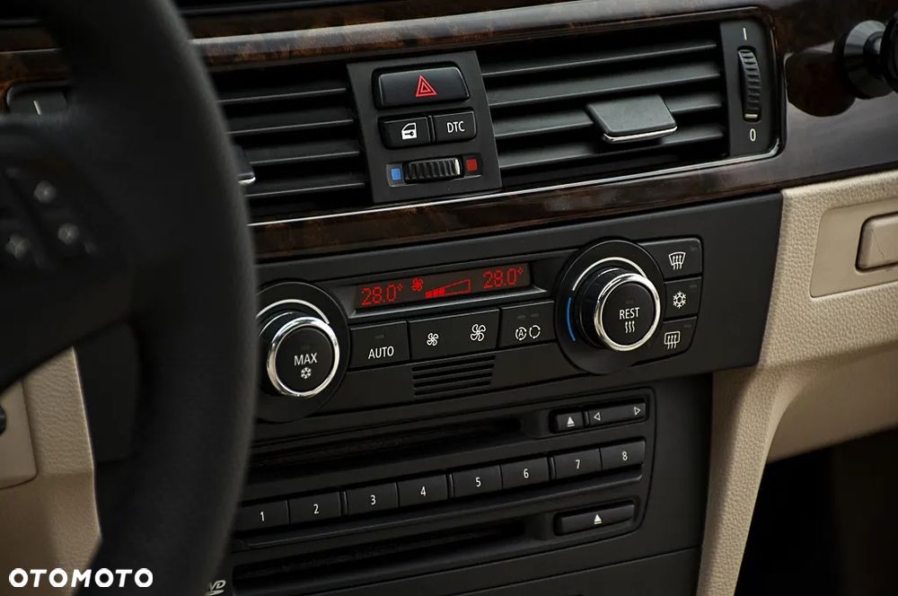 BMW Seria 3 330xd - 32