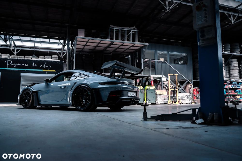 Porsche 911 - 16