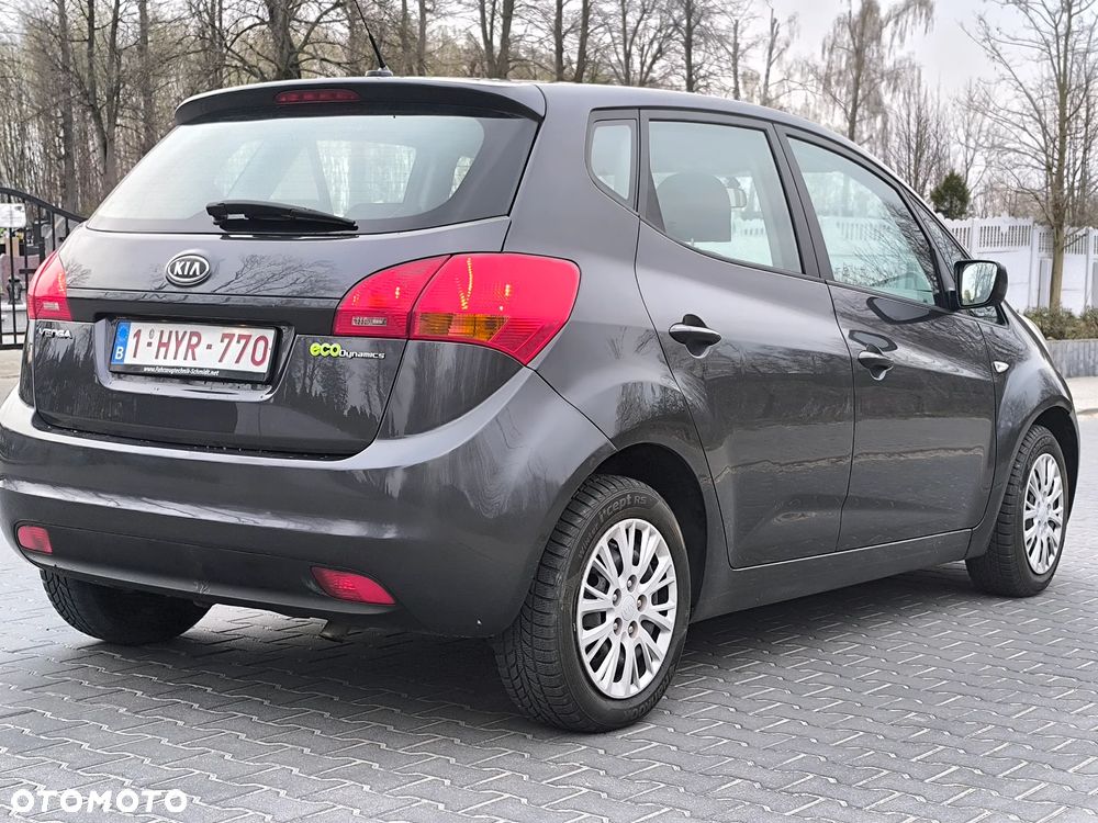 Kia Venga 1.4 CRDi M - 11