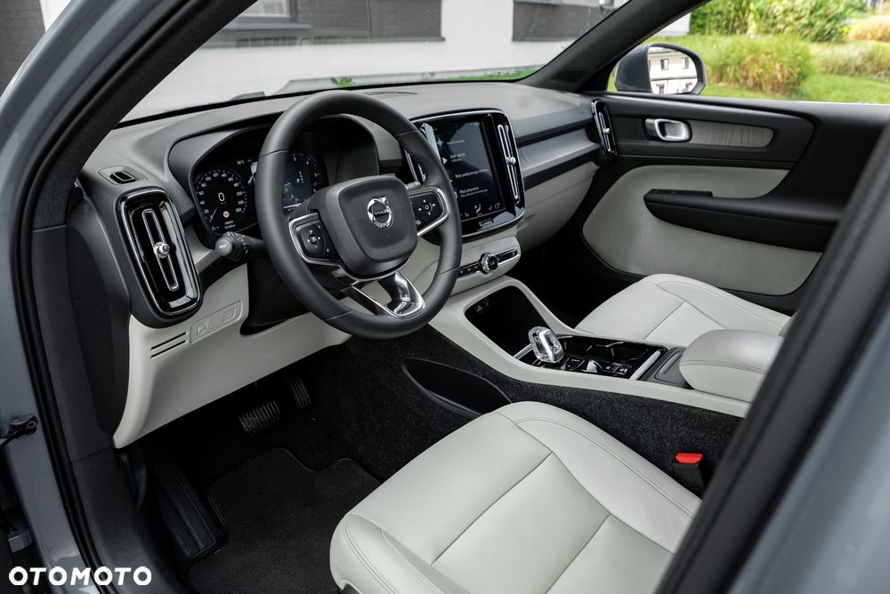 Volvo XC 40 D3 - 18