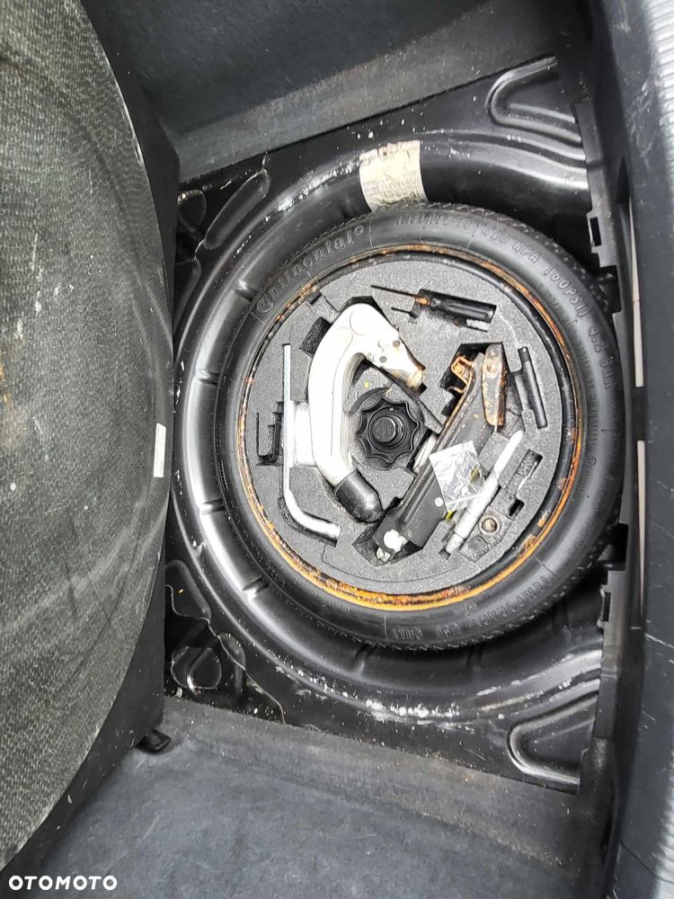 Audi A3 3-drzwiowe 2.0 FSI Ambiente - 30