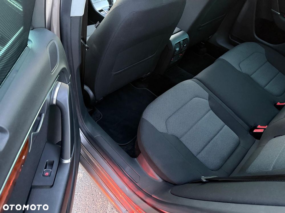 Volkswagen Passat ver-1-4-tsi-sportline-dsg - 14