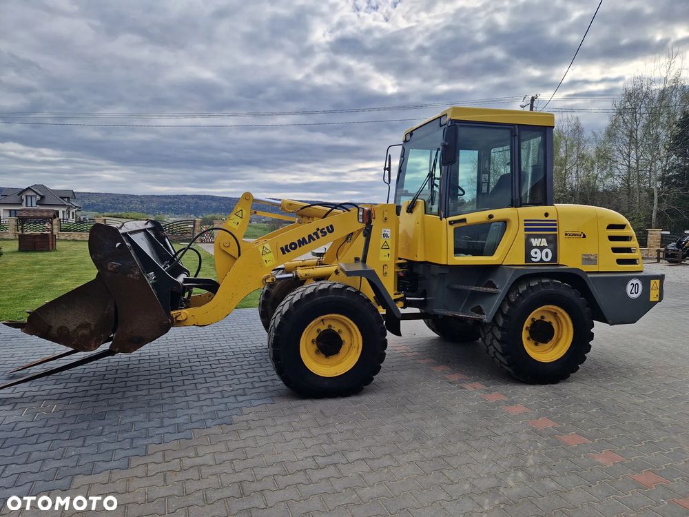 Komatsu WA90-3H - 5