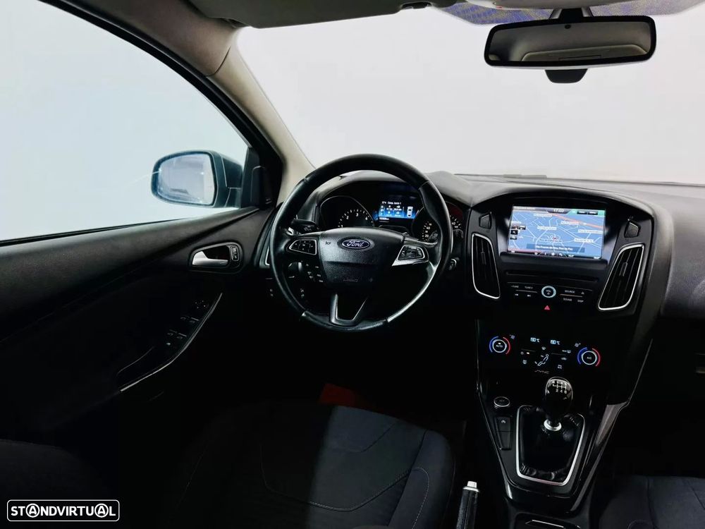 Ford Focus 1.5 TDCi Titanium - 24