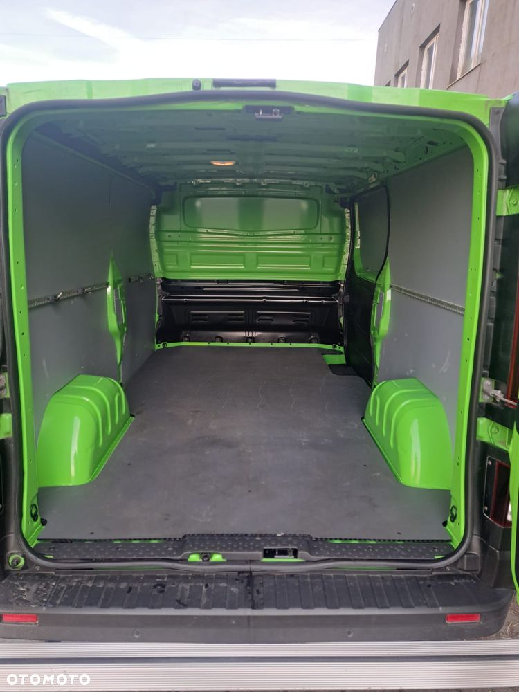 Renault Trafic - 10