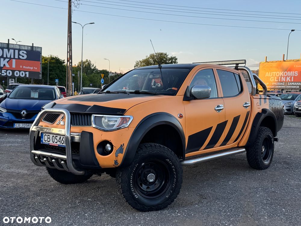 Mitsubishi L200 2.5 DID Summer Edition Sport - 9