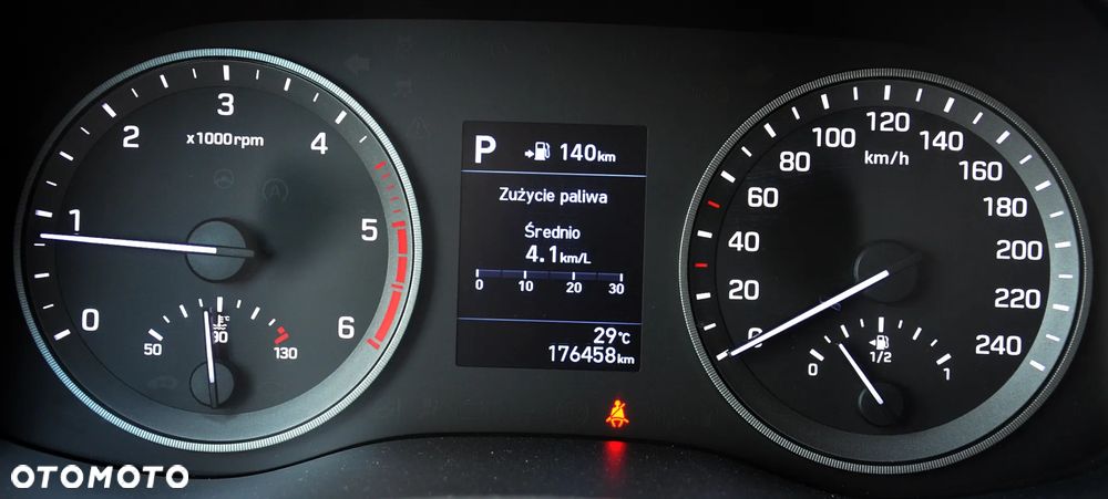 Hyundai Tucson blue 1.6 CRDi 2WD DCT Pure - 19