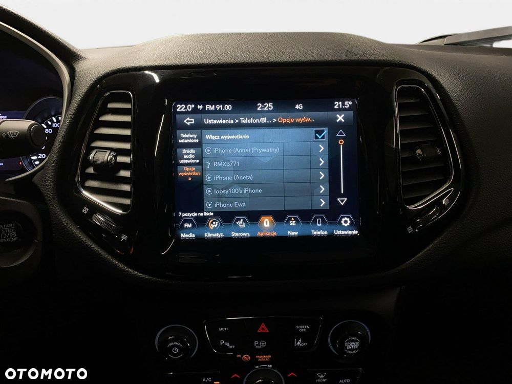 Jeep Compass - 32