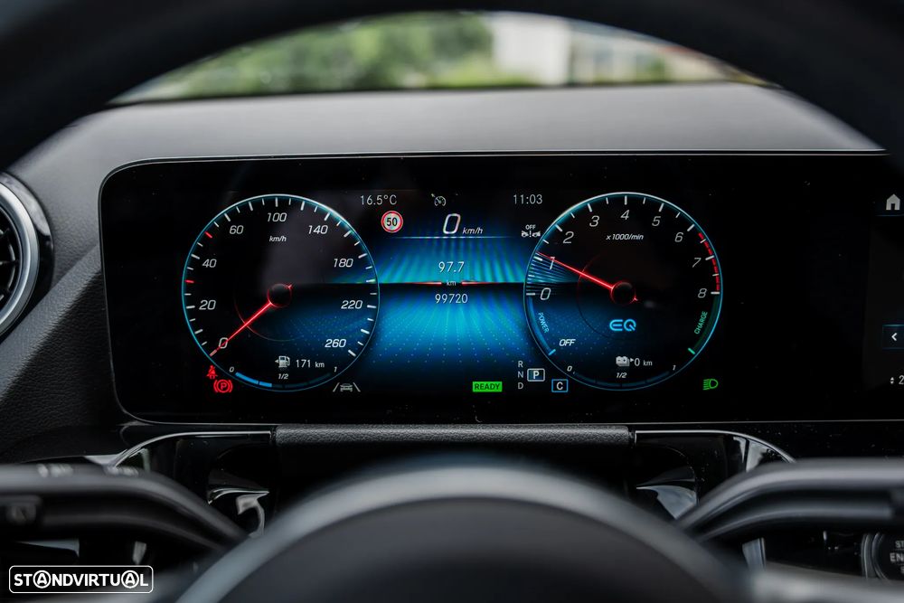 Mercedes-Benz GLA 250 e 8G-DCT AMG Line - 31
