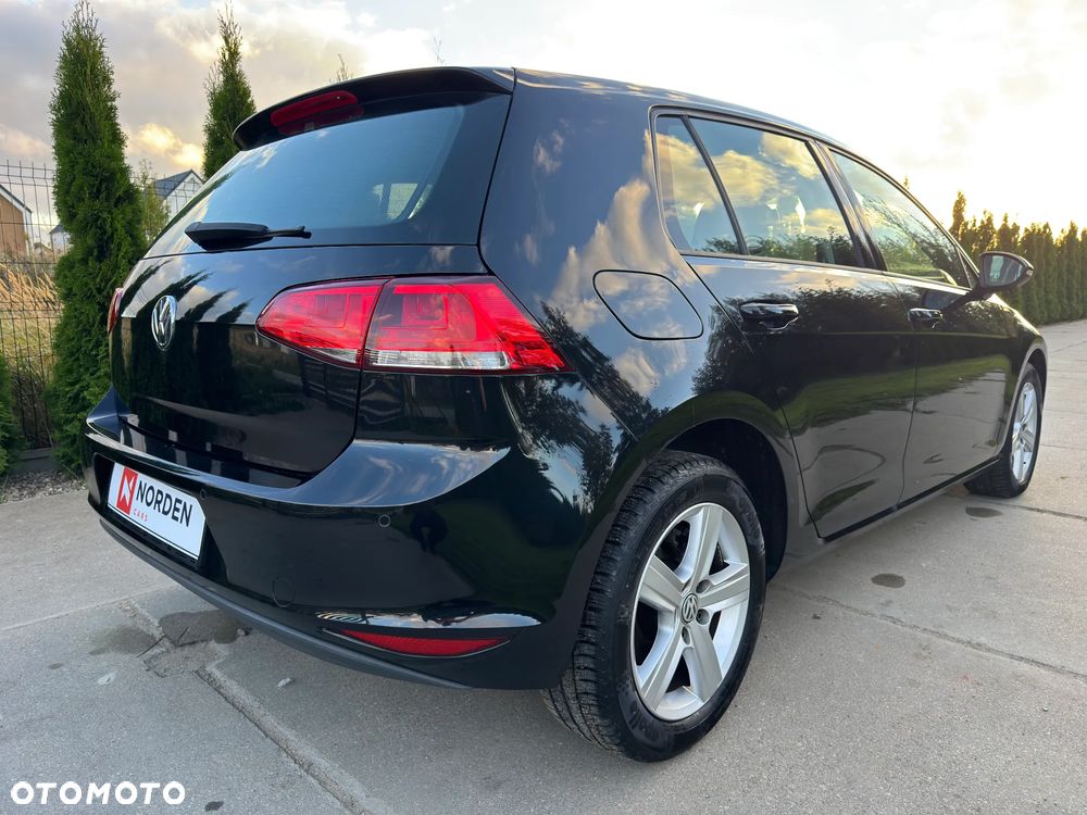 Volkswagen Golf 1.2 TSI BMT Start - 14