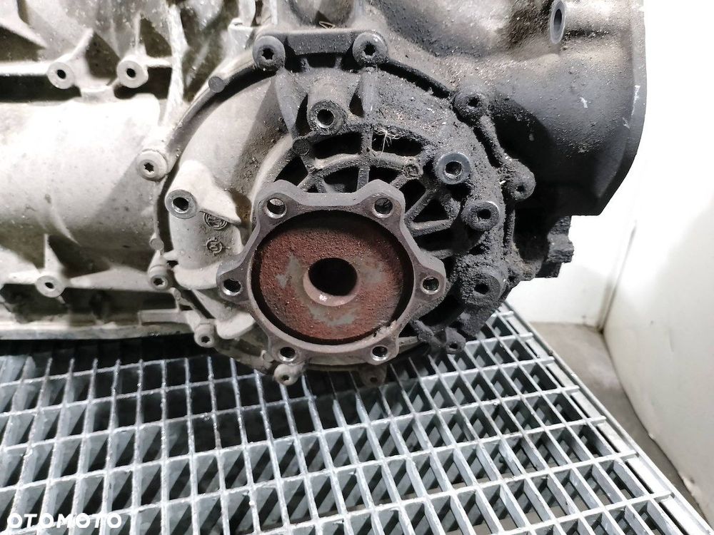 SKRZYNIA BIEGÓW AUTOMAT AUDI A6 C6 HKJ 3.2 V6 FSI - 8