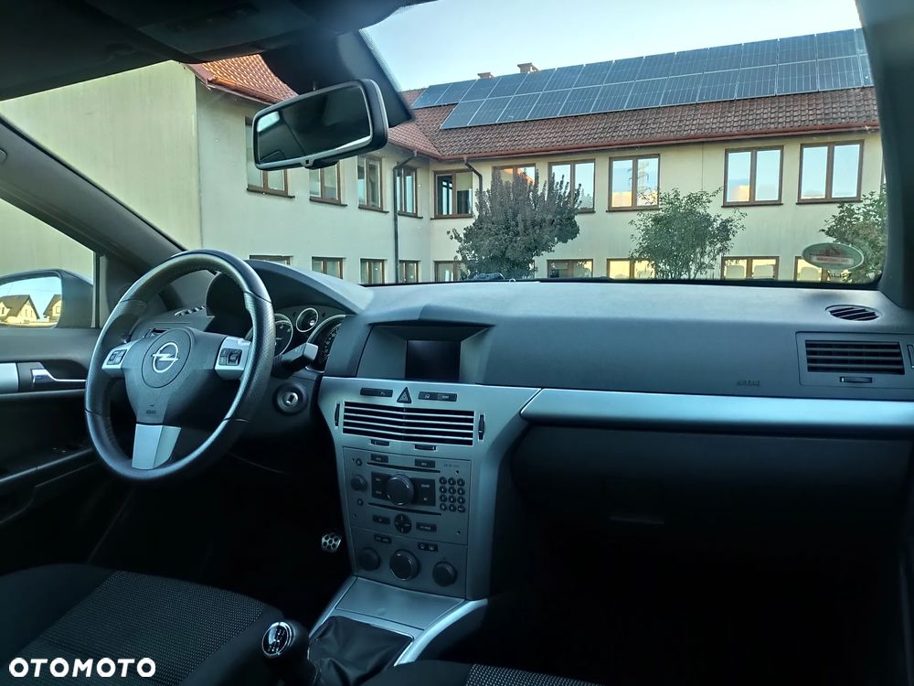 Opel Astra GTC 1.6 Turbo Sport - 13