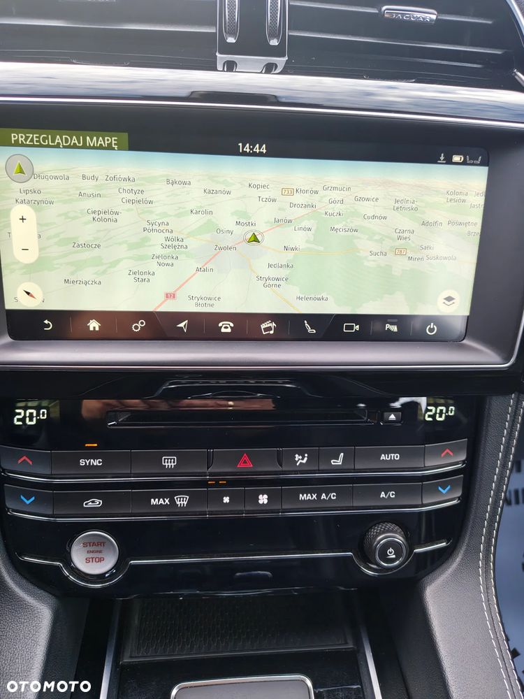 Jaguar F-Pace - 29