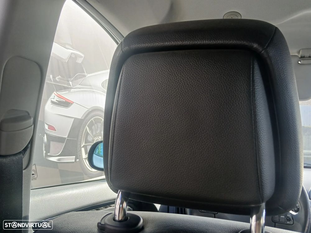 Kia Ceed SW 1.6 CRDi ECO - 29