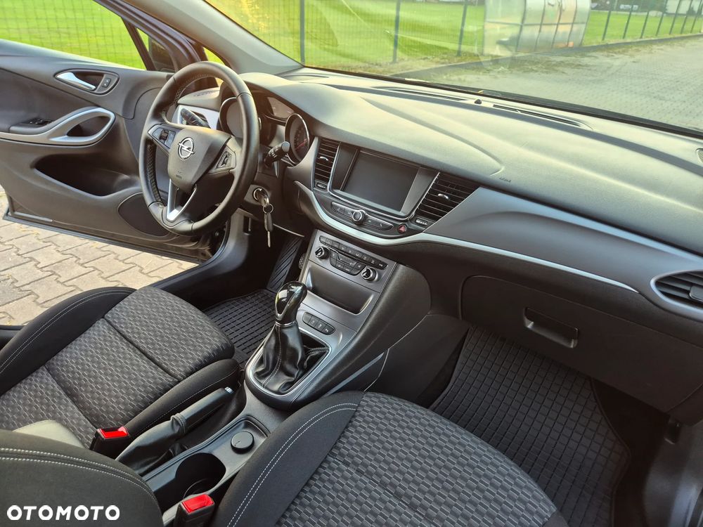 Opel Astra - 34