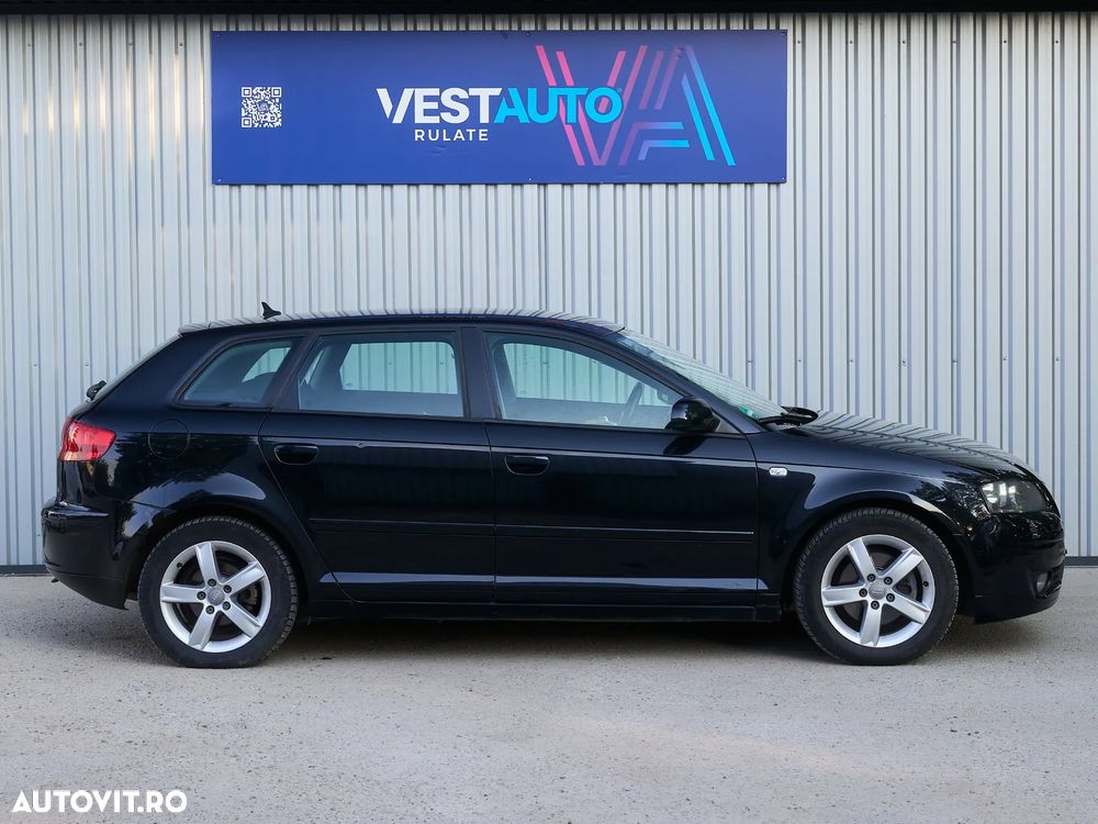 Audi A3 Sportback 2.0 TDI DPF (DSG) S tronic Attraction - 8
