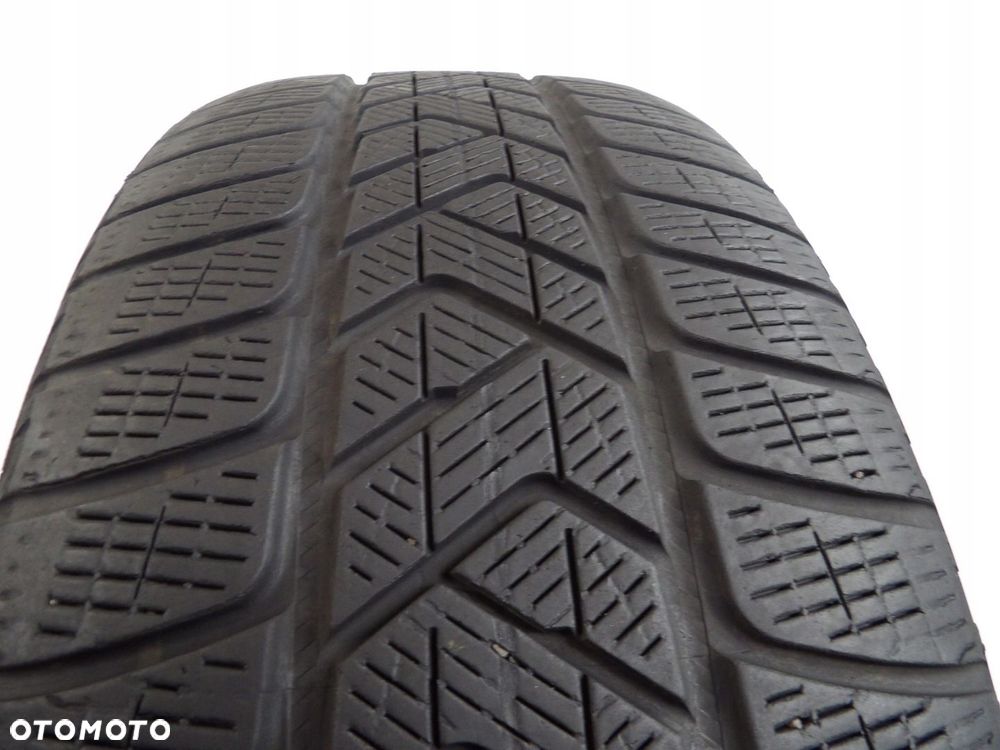 1X opona 255/50R19 PIRELLI SCORPION WINTER - 1