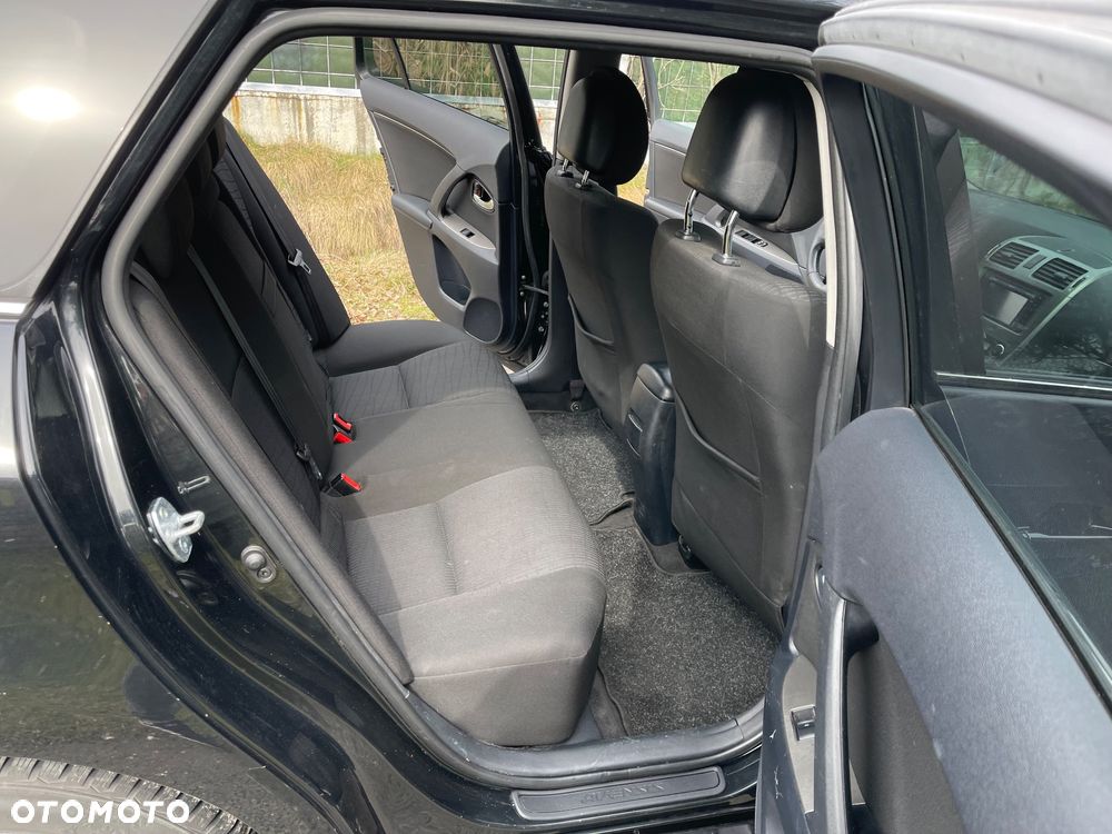 Toyota Avensis 2.2 D-4D Sol Plus NAVI - 15