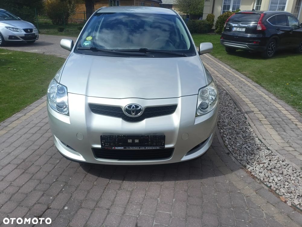 Toyota Auris 1.6 Executive - 6