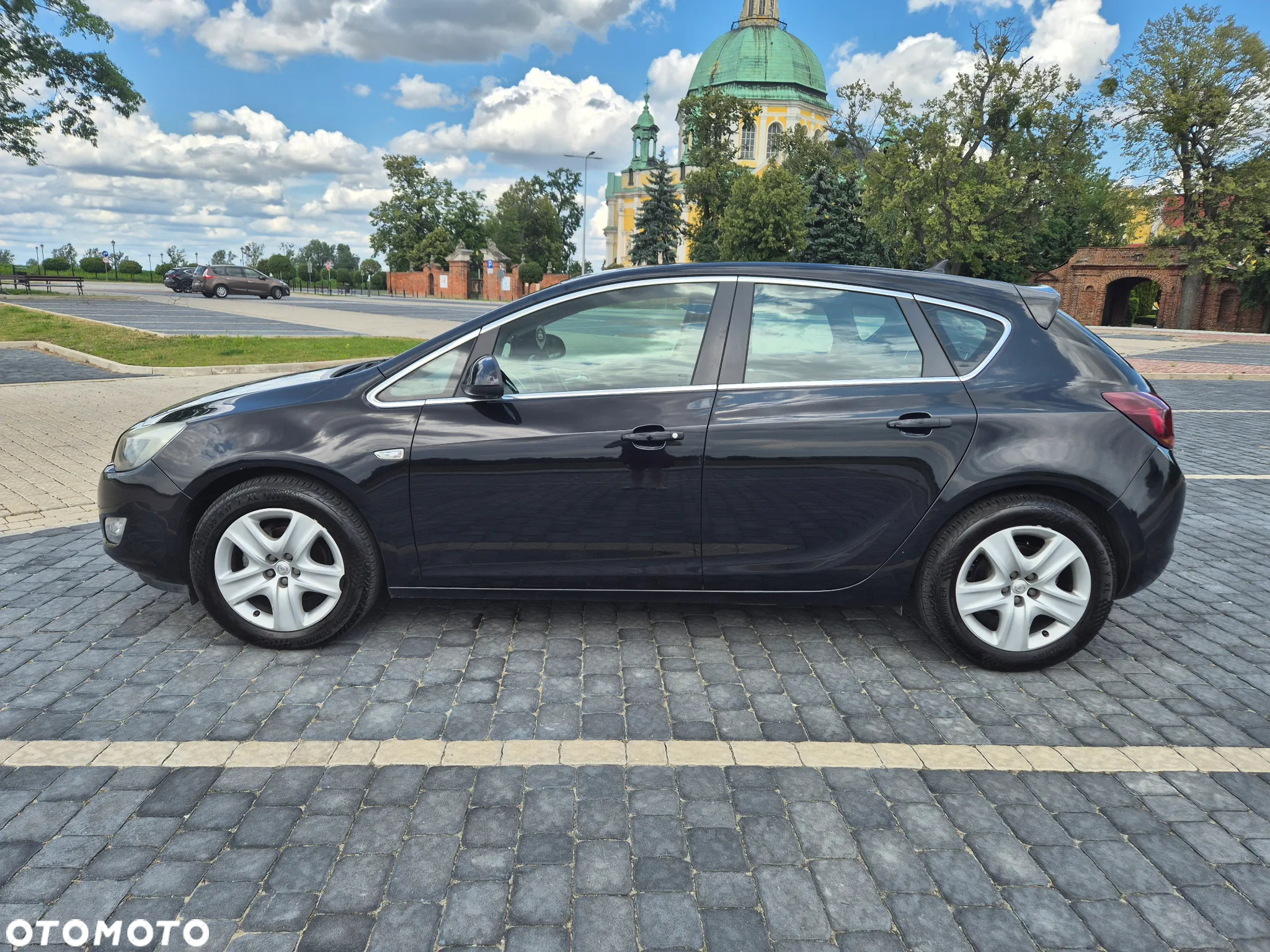 Opel Astra IV 1.4 T Cosmo - 4