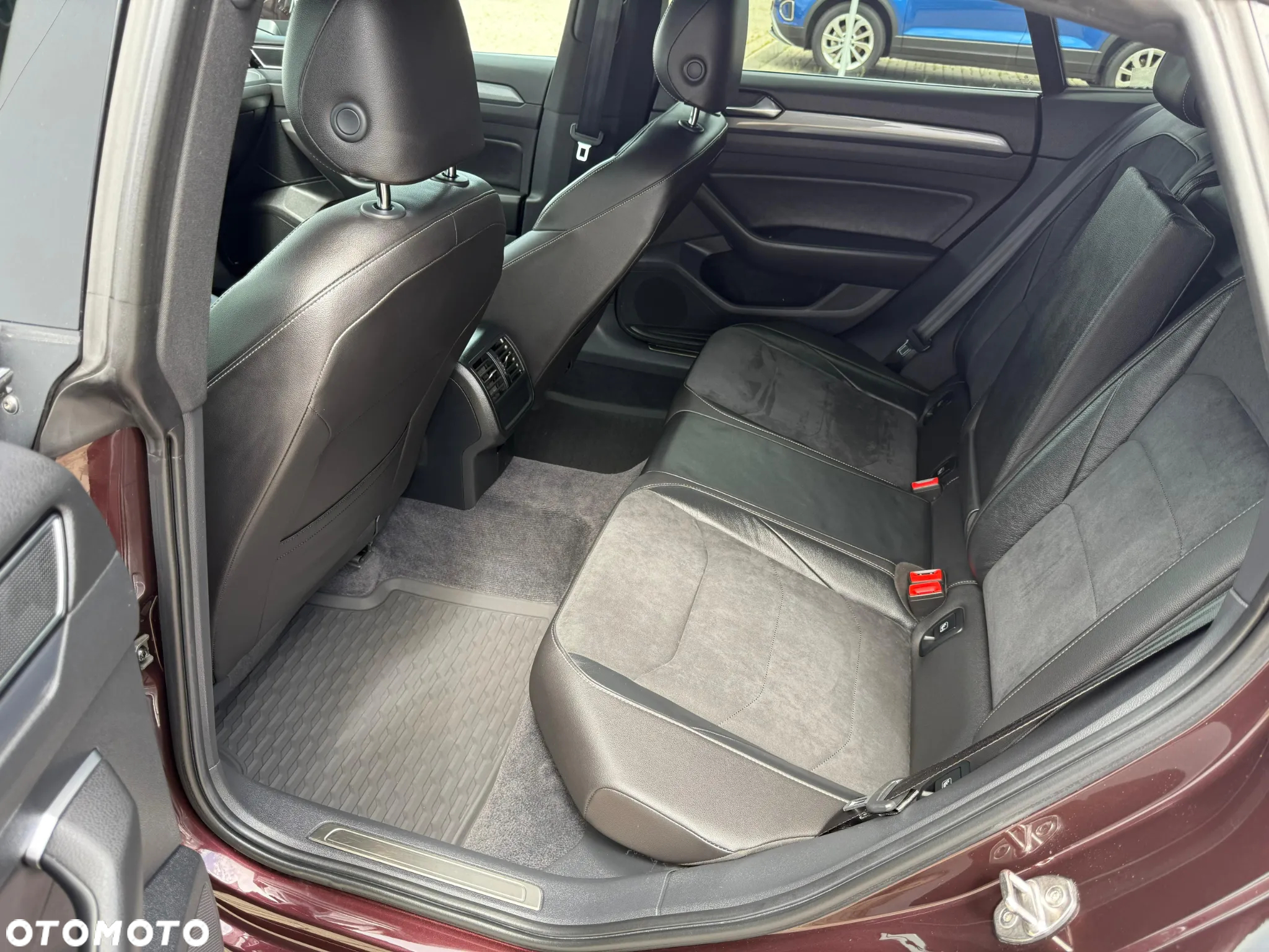 Volkswagen Arteon 2.0 TSI R-Line DSG - 13