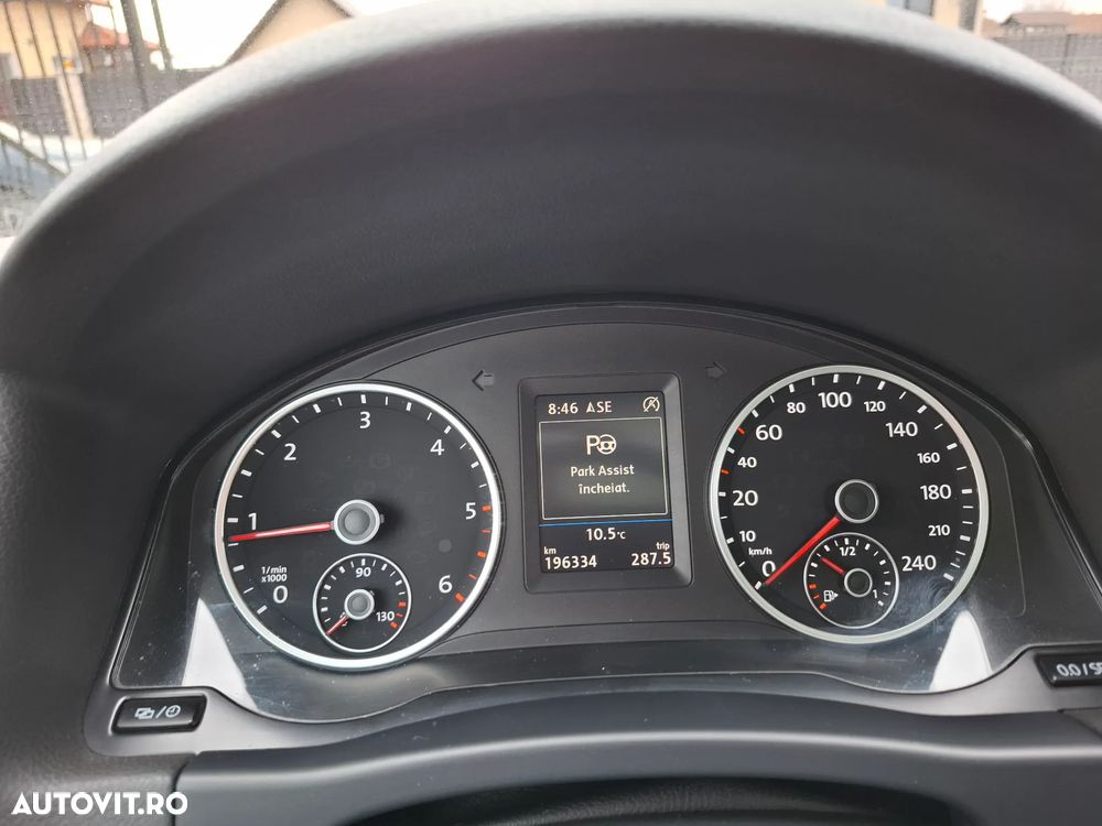 Volkswagen Tiguan 2.0 TDI SCR 4MOTION BlueMotion Technology Lounge Sport & Style - 4