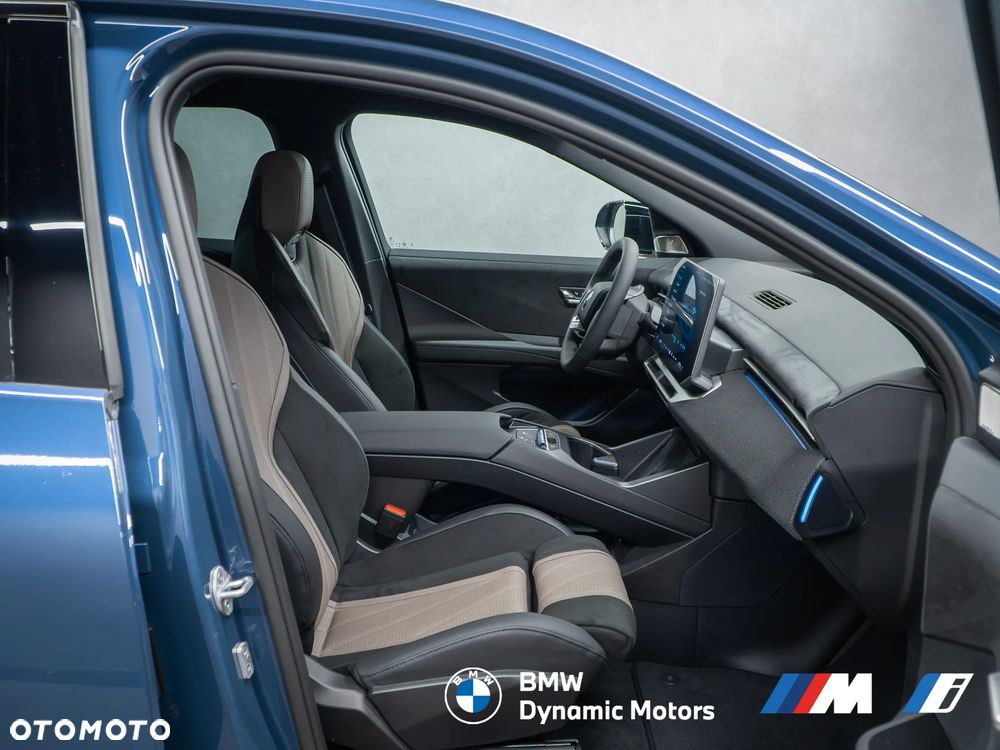 BMW iX3 50 xDrive - 24