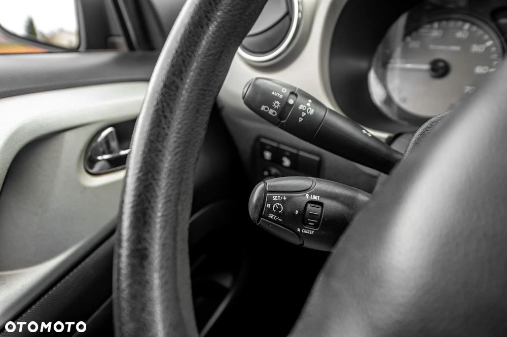 Peugeot Partner HDi FAP 115 Allure - 28