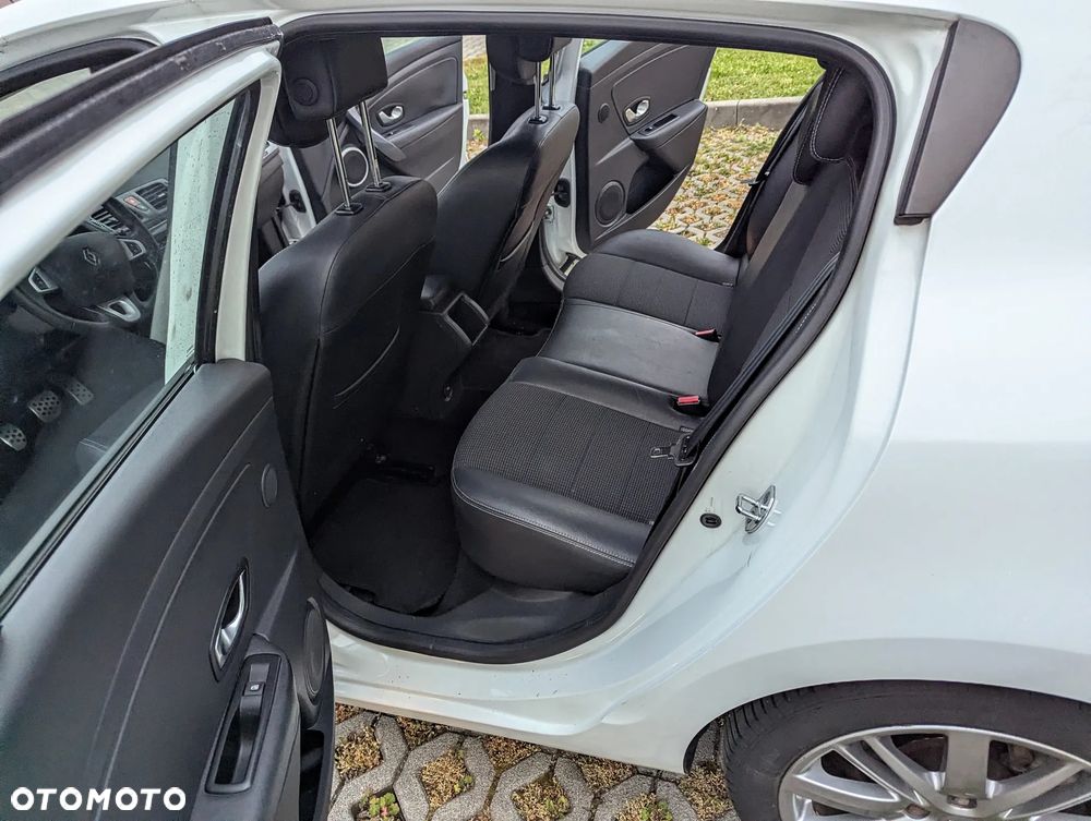 Renault Megane - 11