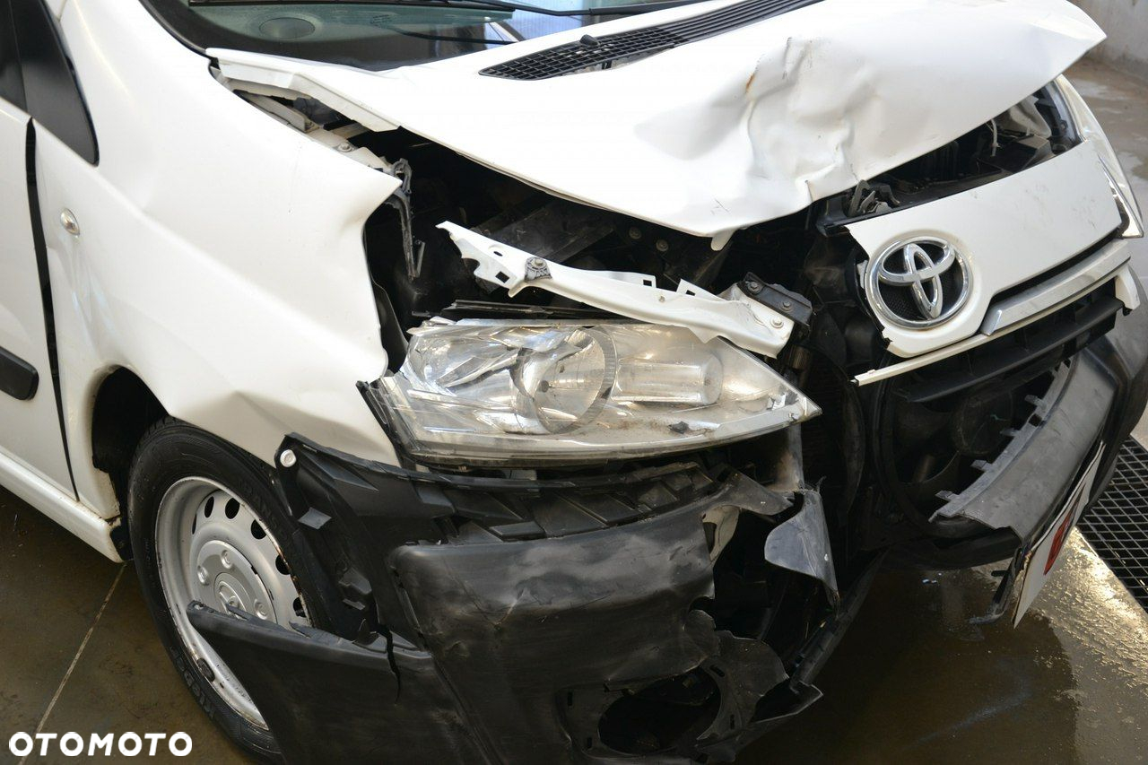 Toyota ProAce - 12