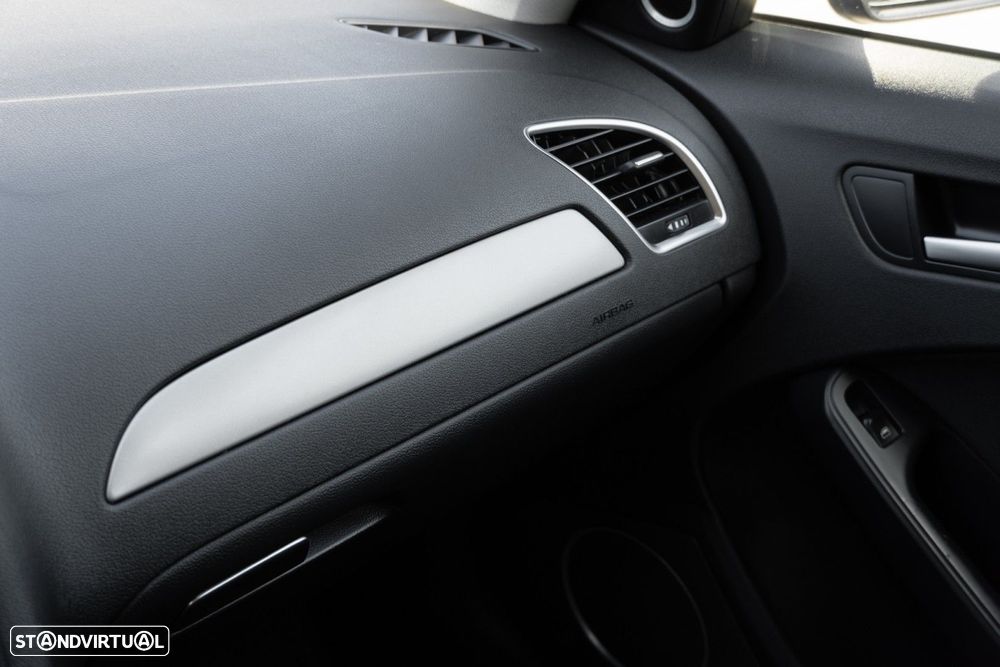 Audi A4 2.0 TDI Advance - 52