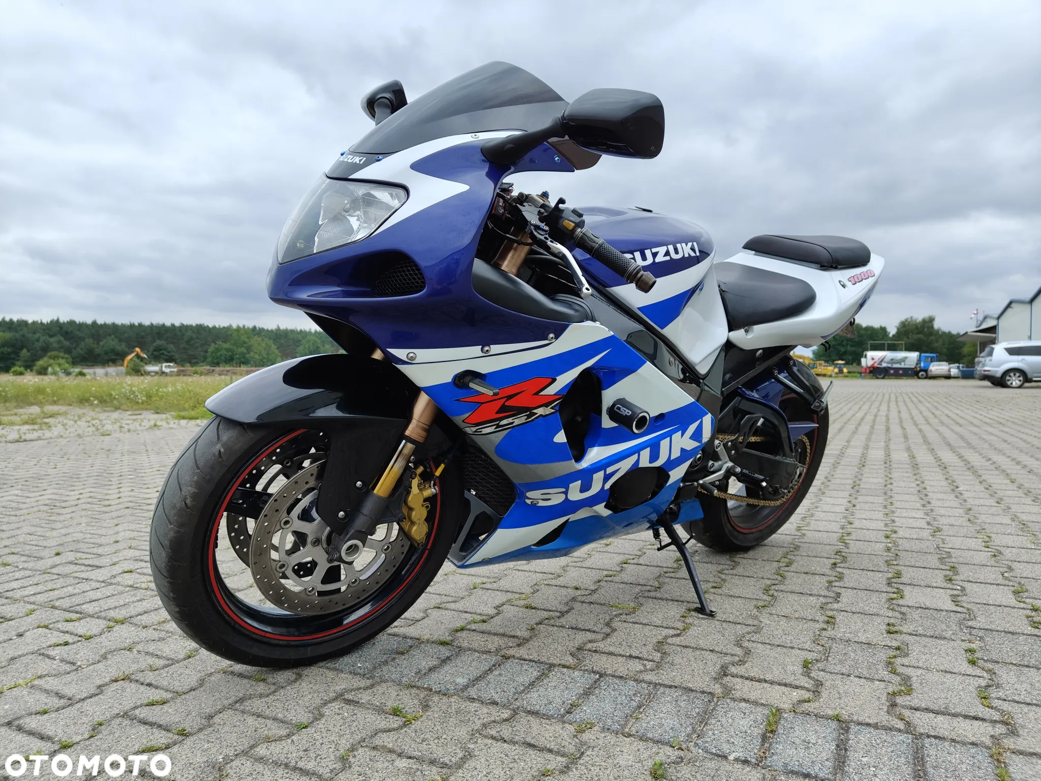 Suzuki GSX-R - 4