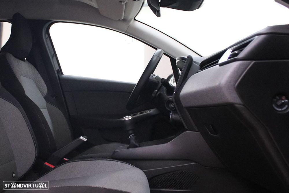 Renault Clio 1.0 TCe Evolution - 22