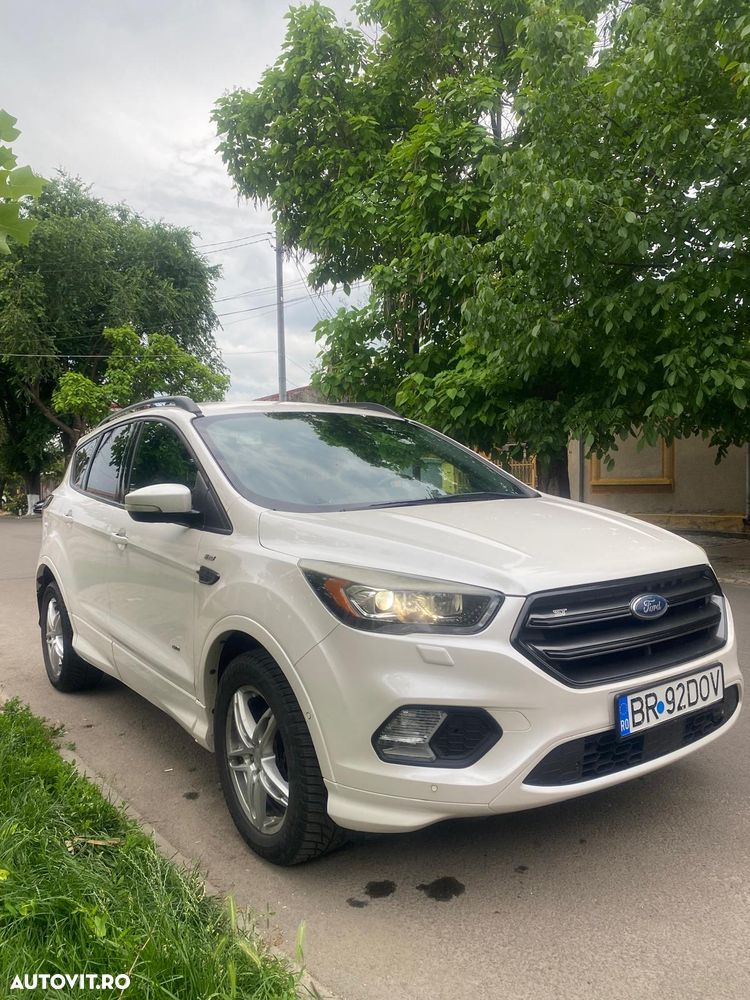 Ford Kuga 2.0 TDCi 4WD Powershift ST-Line - 1