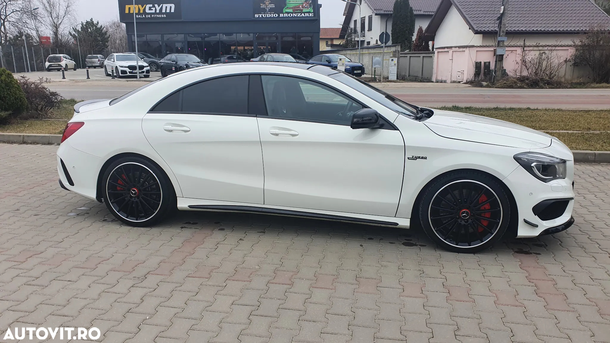 Mercedes-Benz CLA 45 AMG 4Matic 7G-DCT - 9