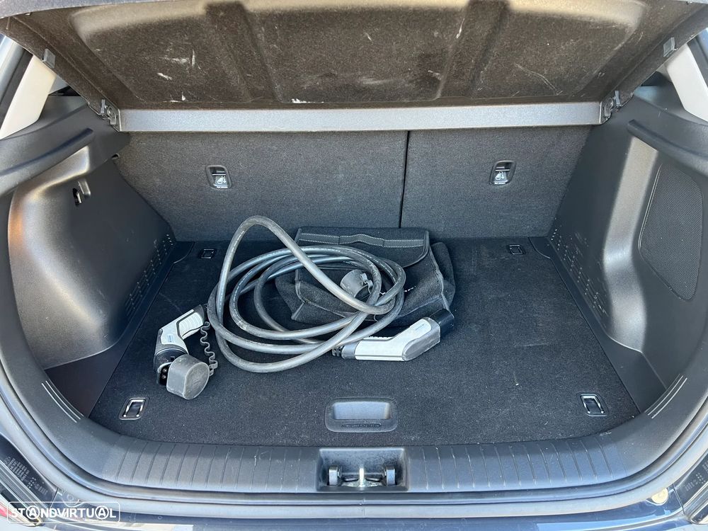Hyundai Kauai 64 kWh Premium - 17