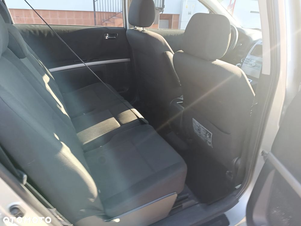 Toyota Corolla Verso - 6