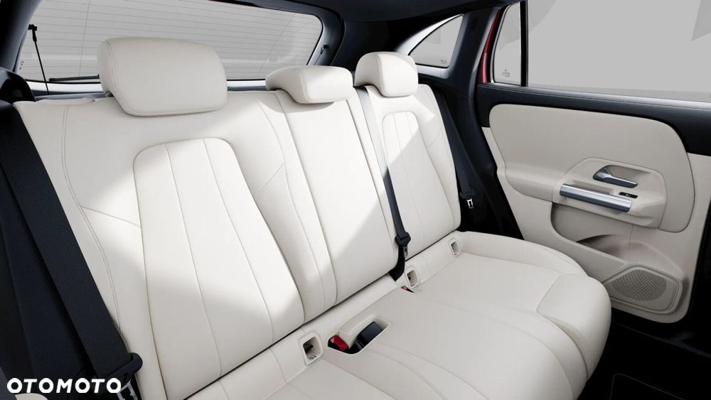 Mercedes-Benz GLA 200 Progressive - 10