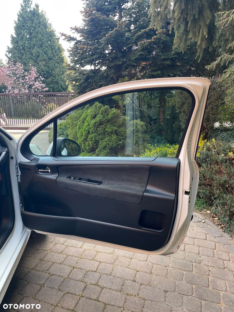 Peugeot 207 1.4 HDi Presence - 14