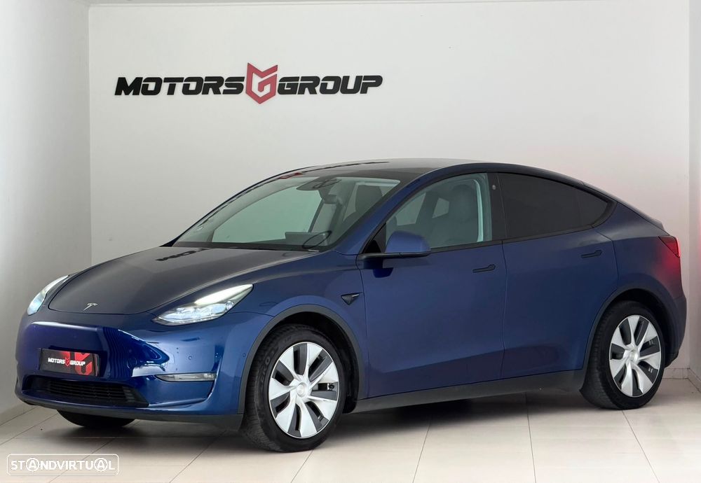 Tesla Model Y Long Range Dual Motor AWD — photo 3