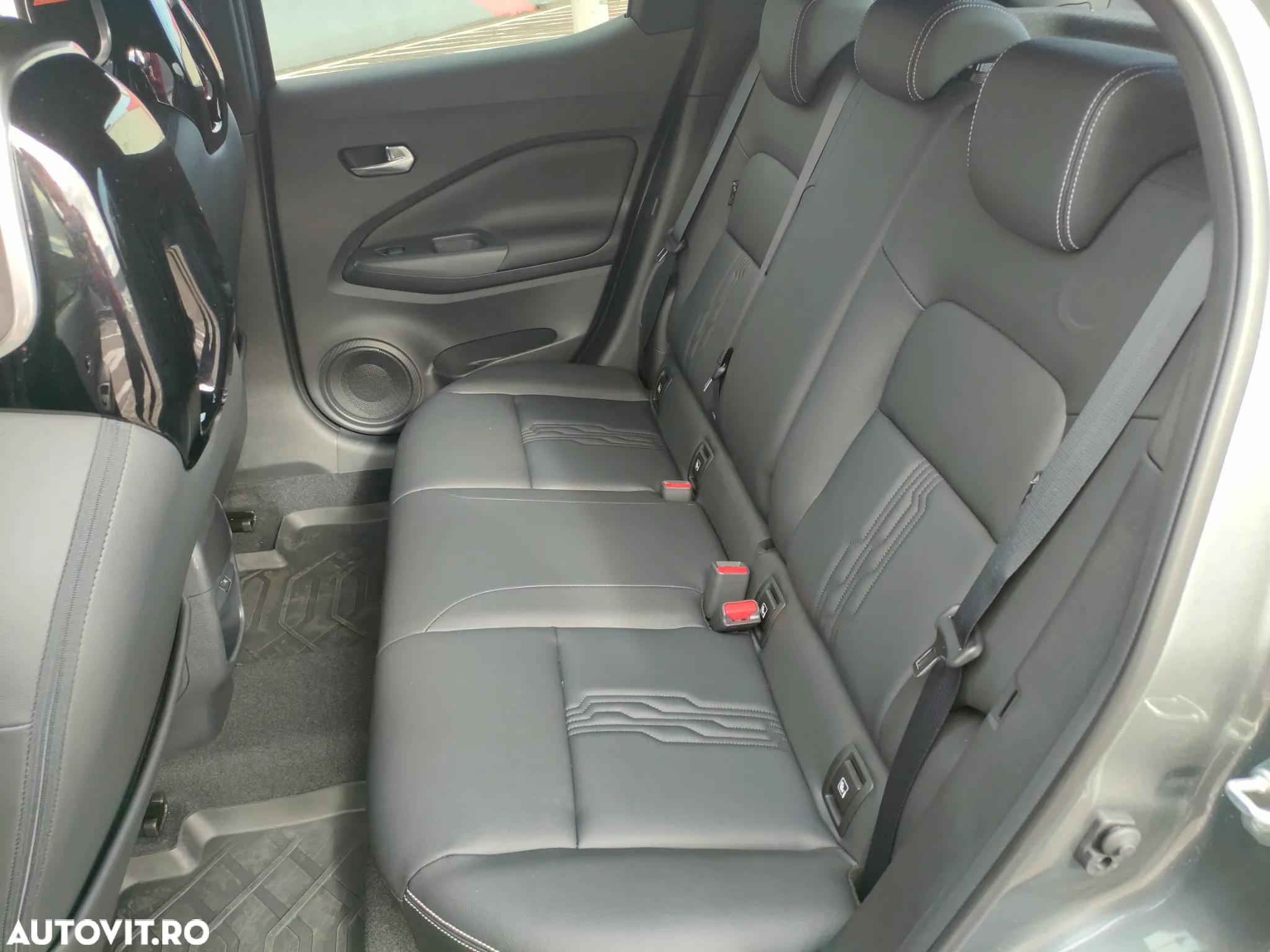 Nissan Juke DIG-T DCT Tekna - 9