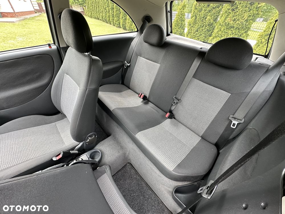 Opel Corsa - 15