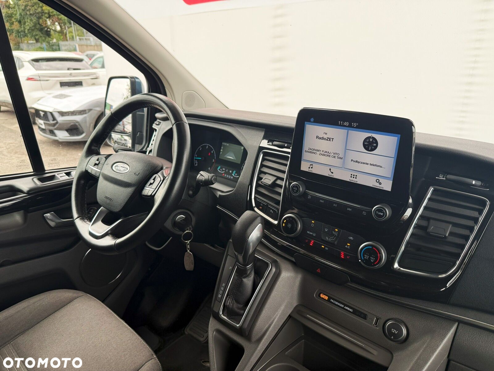 Ford Tourneo Custom - 31