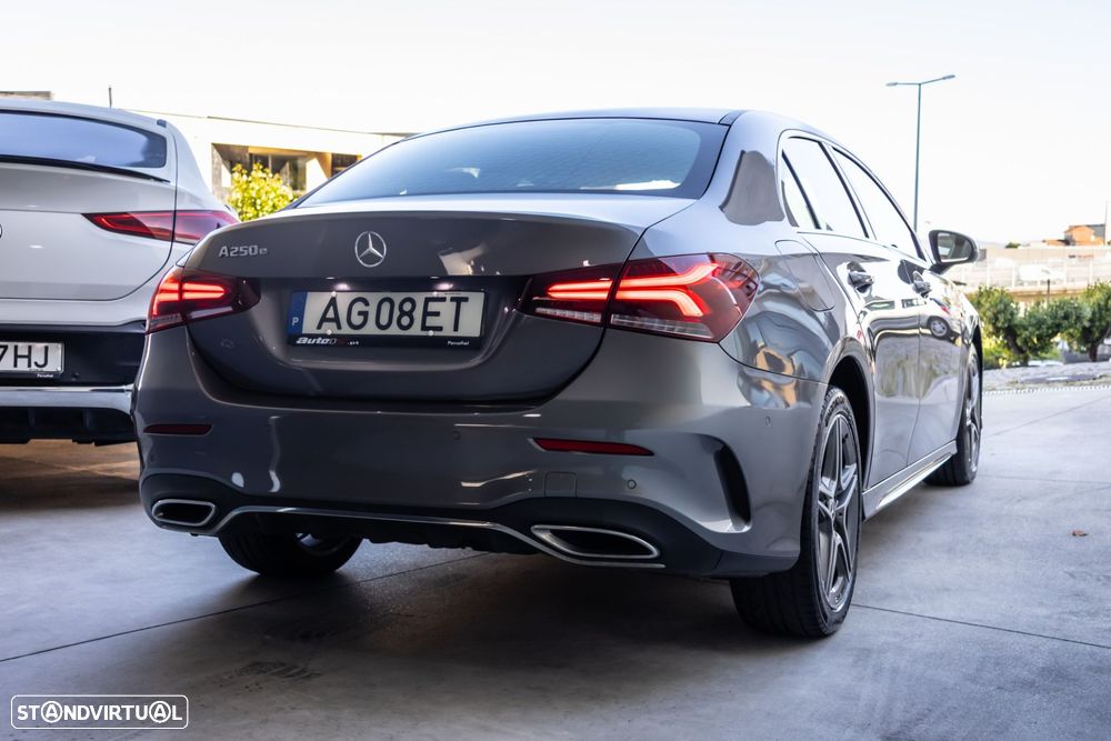 Mercedes-Benz A 250 e AMG Line - 6