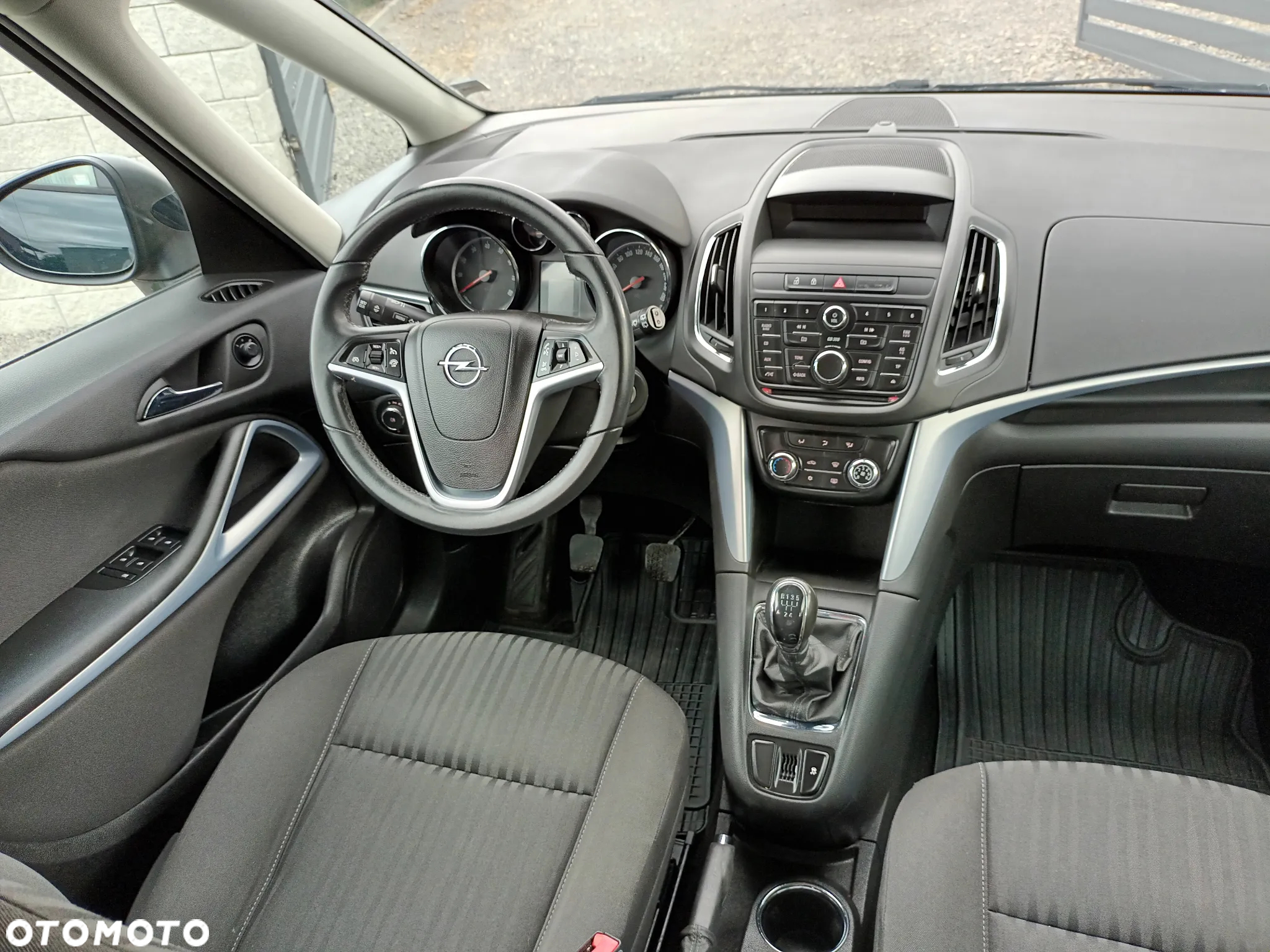 Opel Zafira Tourer 1.8 Edition - 10