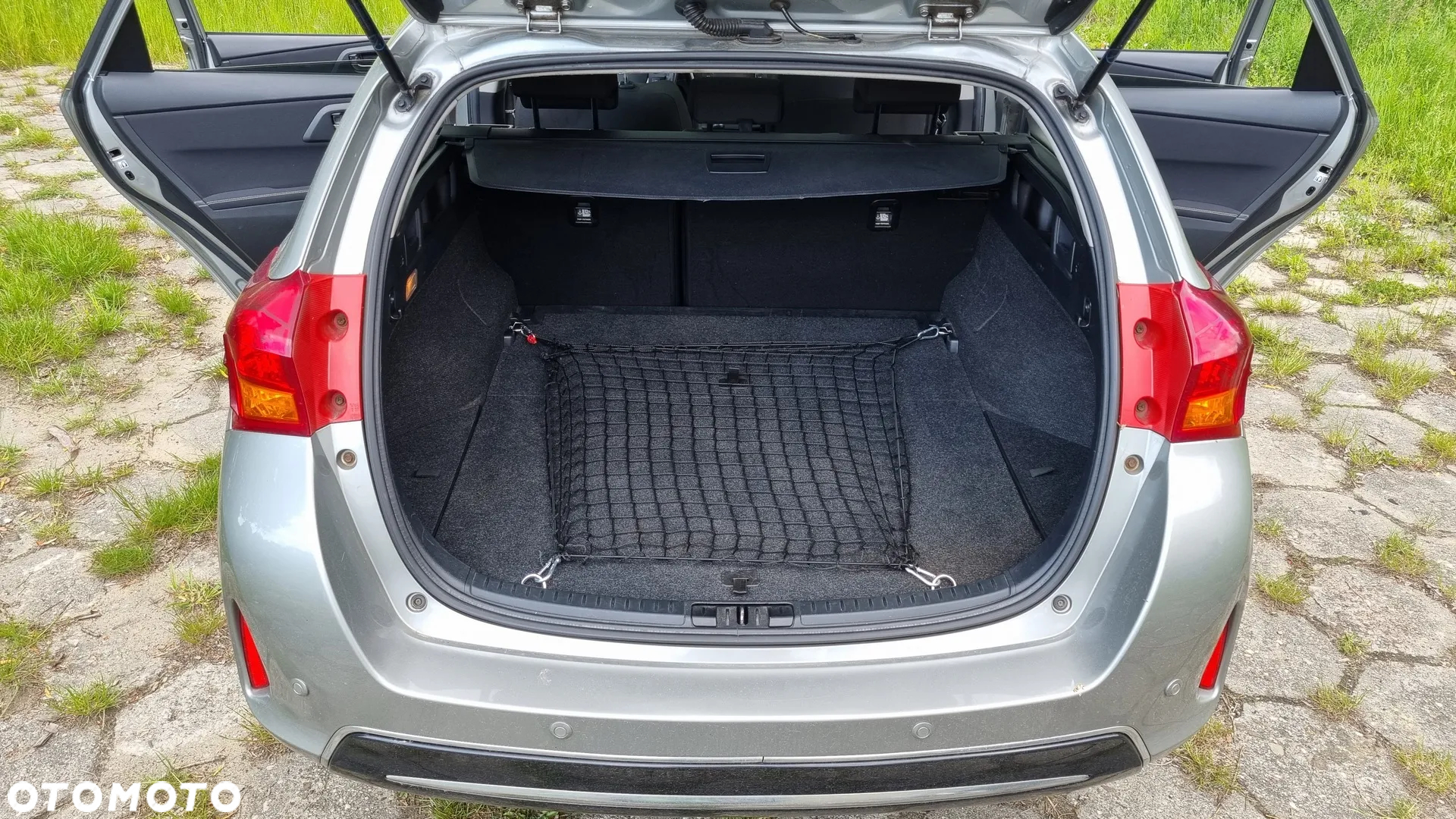 Toyota Auris 1.6 Premium - 9