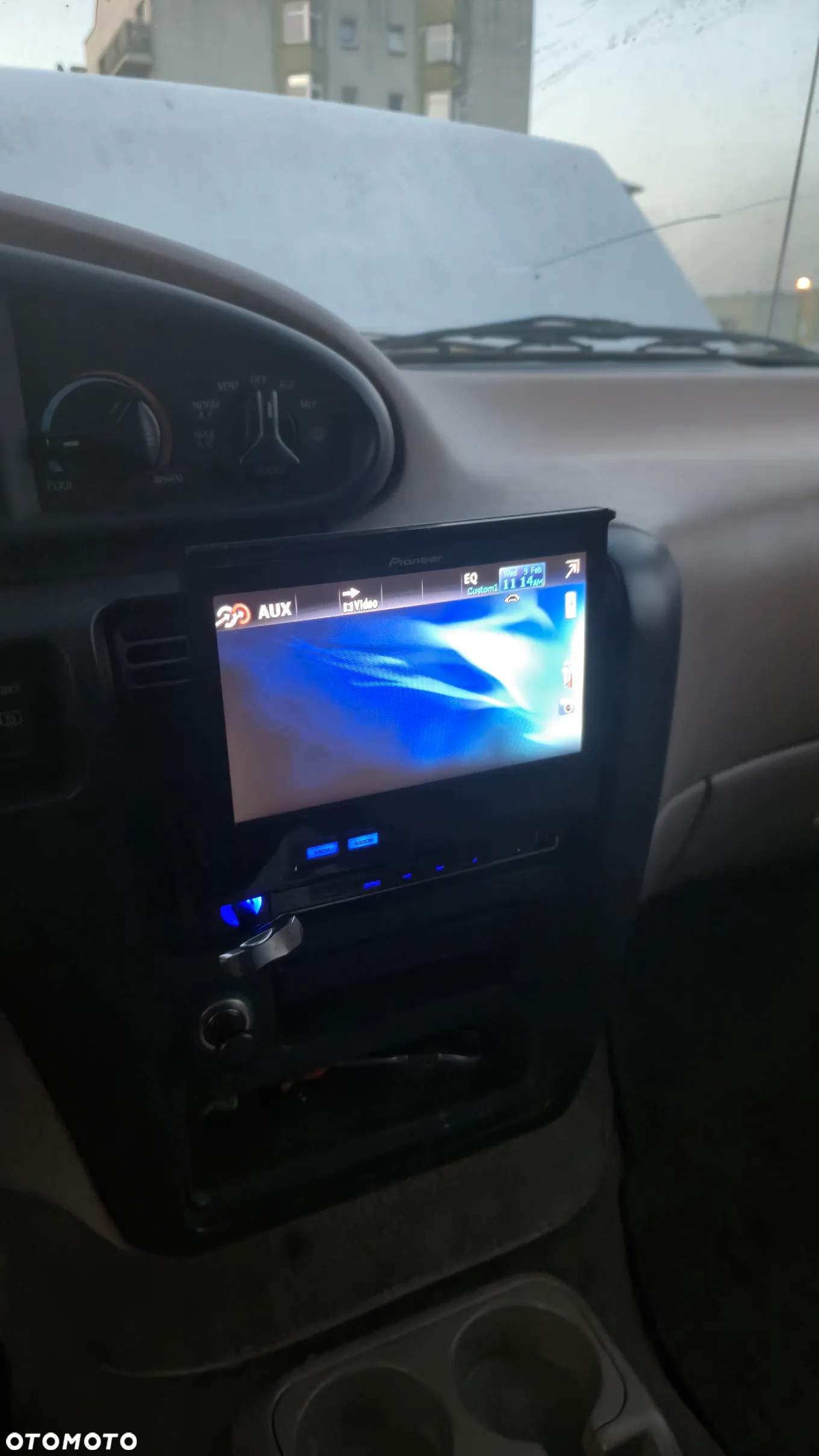Ford Aerostar - 5
