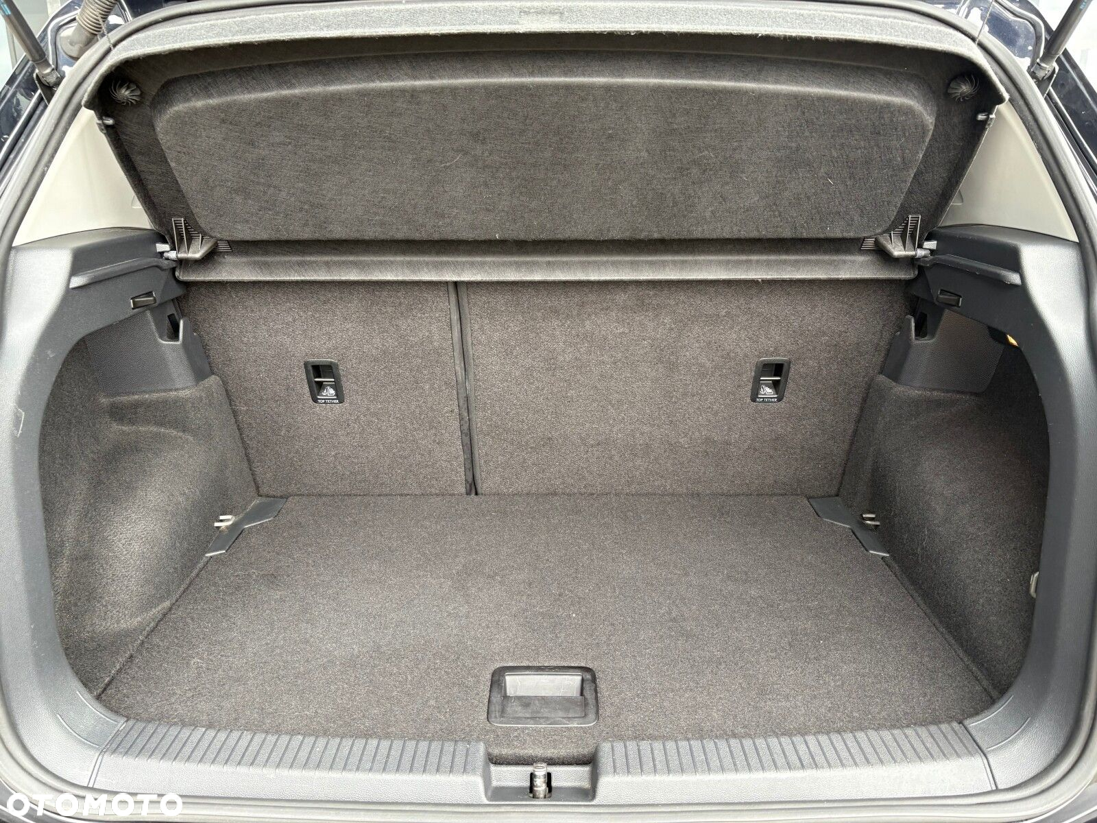 Volkswagen T-Cross - 17